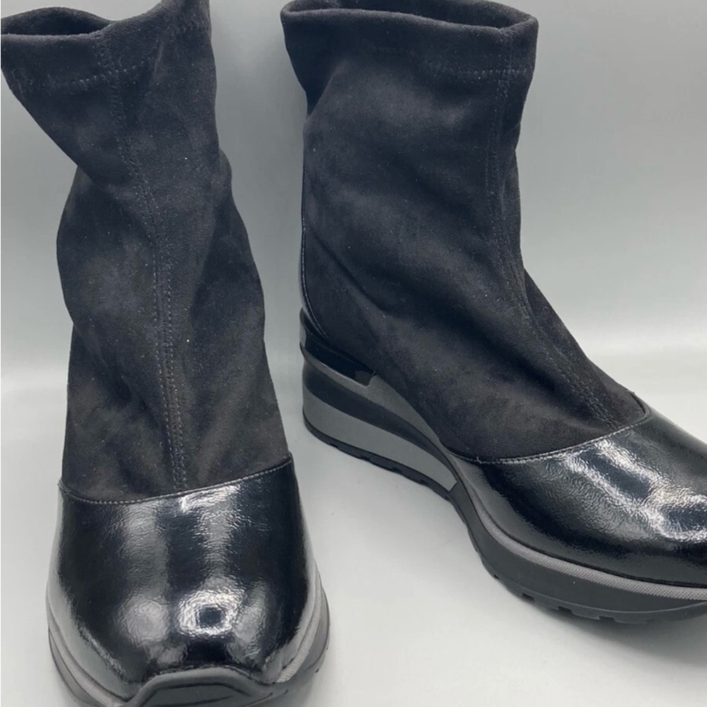 CORDANI Italian Shoes/Booties - Size 39 - Patent Leather & Spandex Brand New